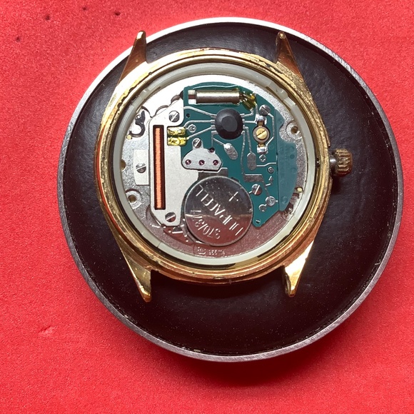 Vintage Wittnauer Quartz watch - Picture 7 of 10